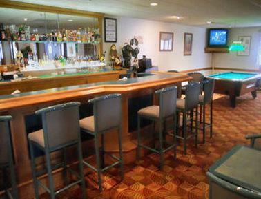 Express & - - Sandusky Area By Ihg Hotel 2*